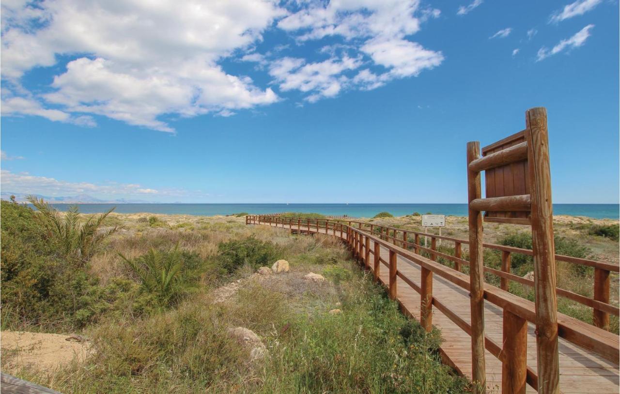 Nice Apartment In Santa Pola With Kitchenette Kültér fotó